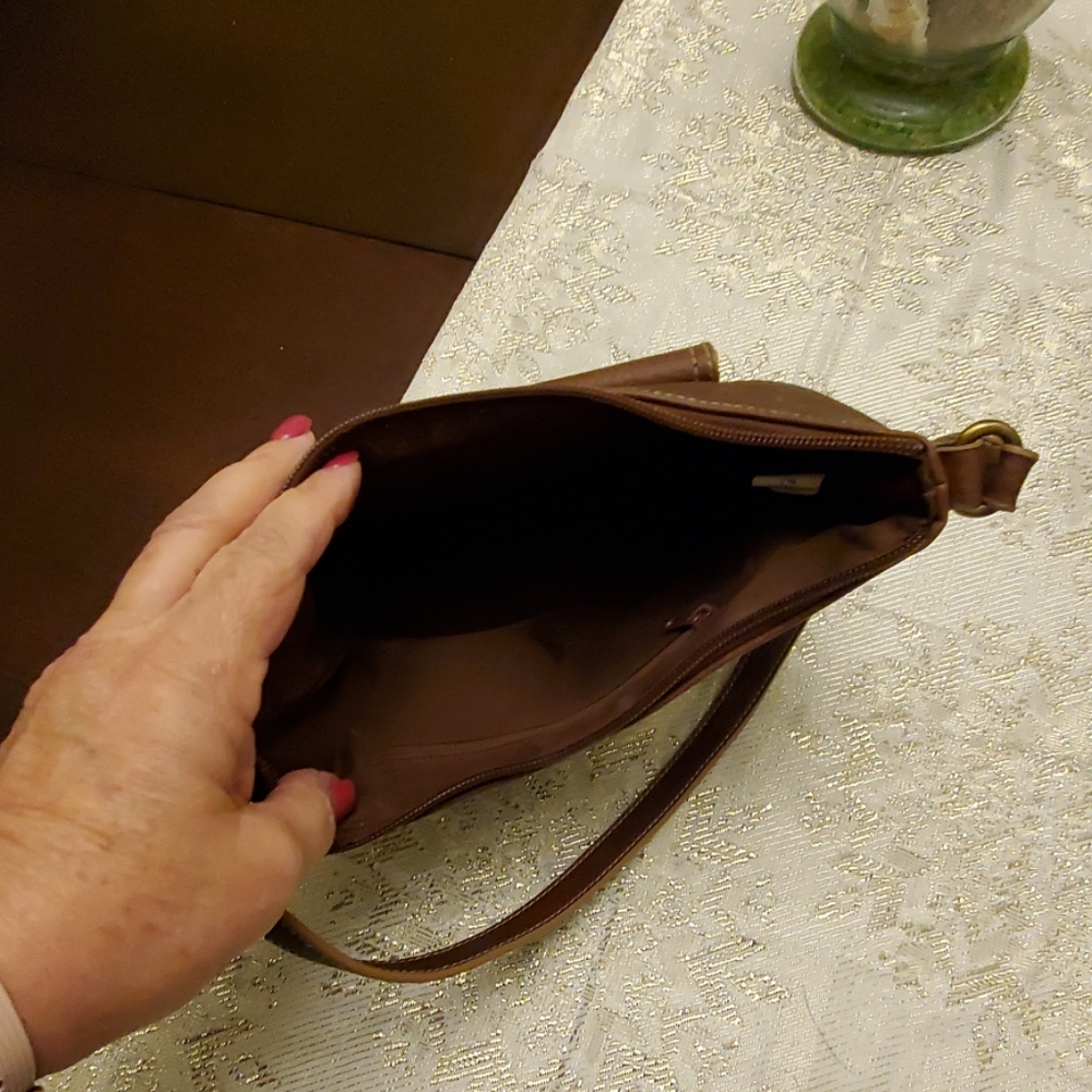 Purse - Picture 2 of 4